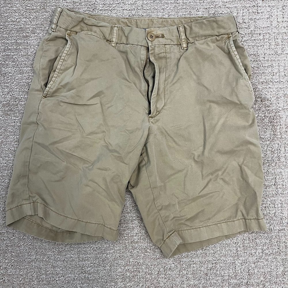 Uniqlo Chino Shorts (Khaki, Small)